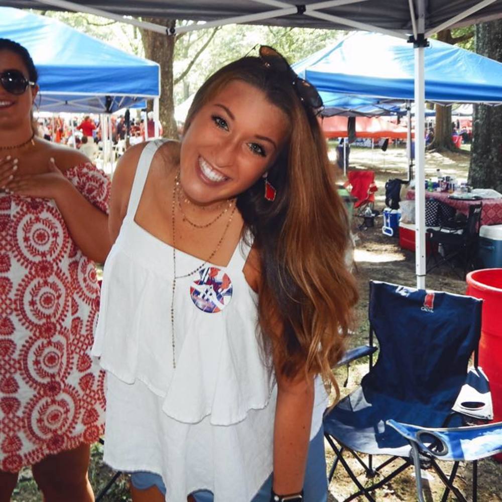 Meet your Posher, Nicole